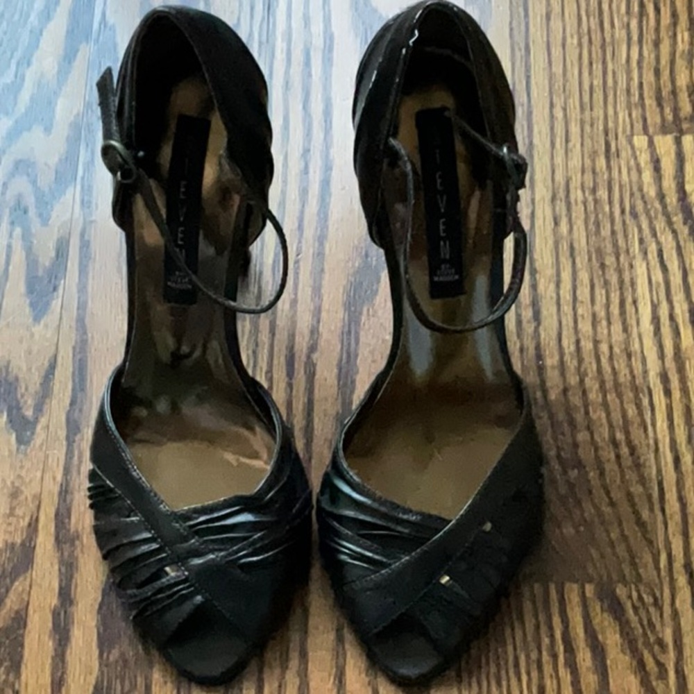 Steve Madden Bronze Open-Toe Shoes